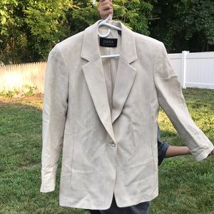 Vintage Dana Buchman beige blazer